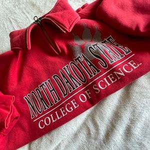 Red, college ,medium jansport crewneck half zip
